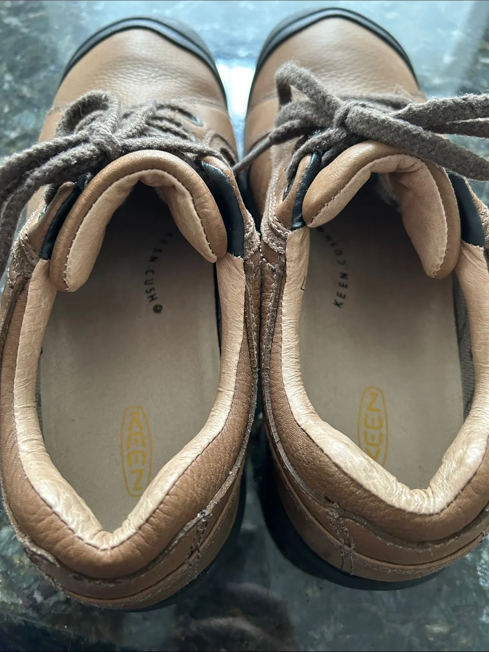 RARE Vintage- KEEN Kelowna lace ups for Men size 10